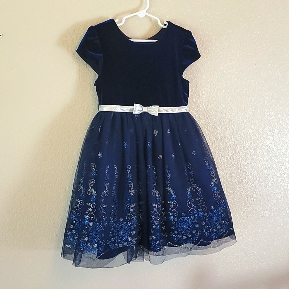 Girl's Dress